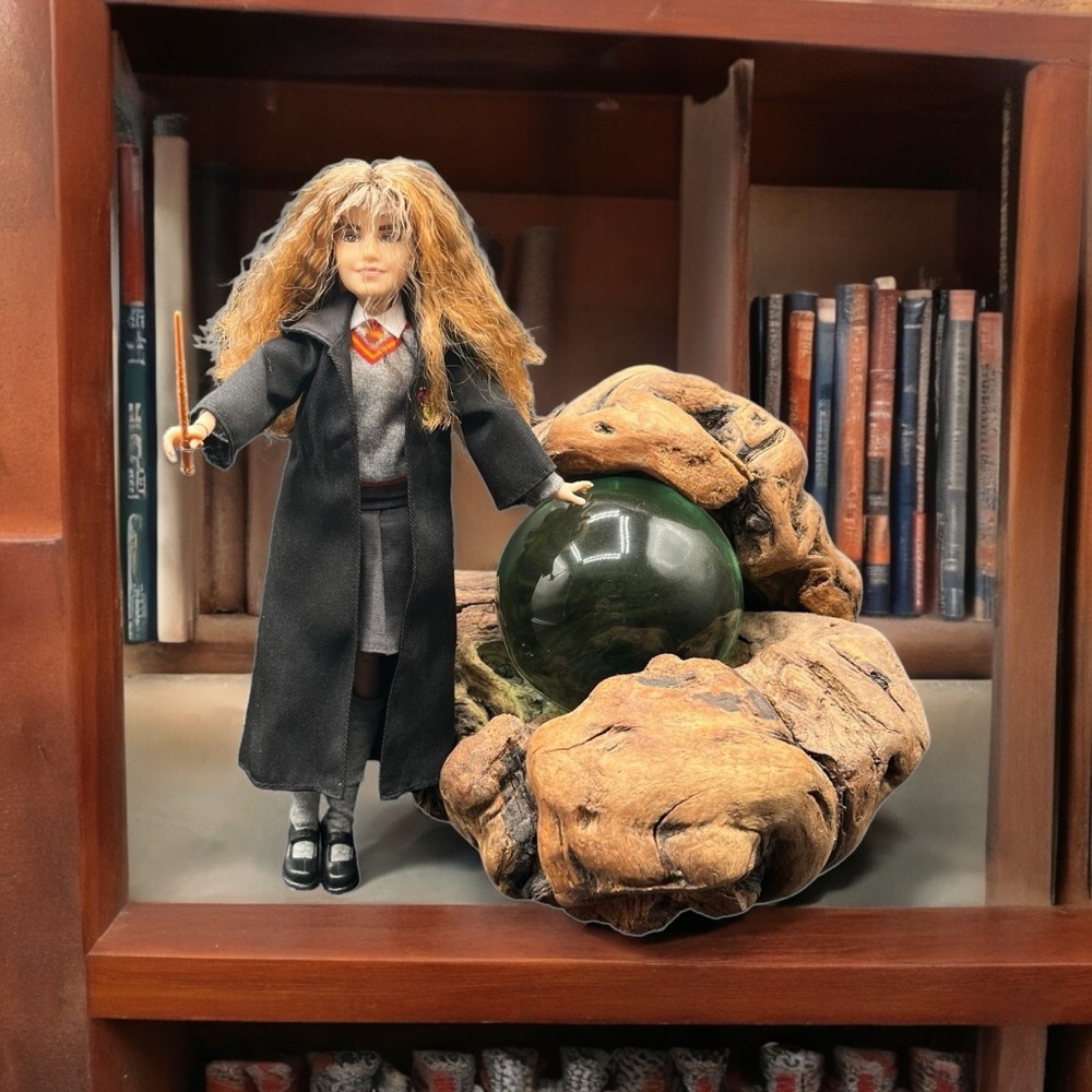HERMIONE GRANGER MATTEL ACTION FIGURE HARRY POTTER DOLL WAND ROBES
